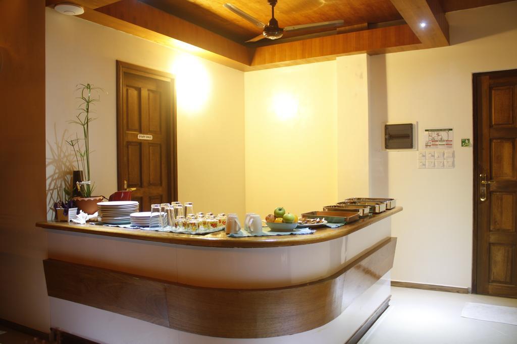 Smera Grand Maamigili Exterior foto