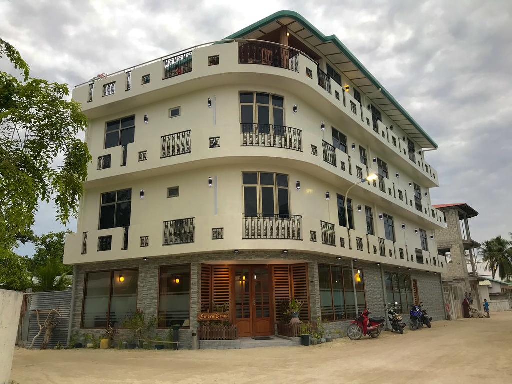 Smera Grand Maamigili Exterior foto